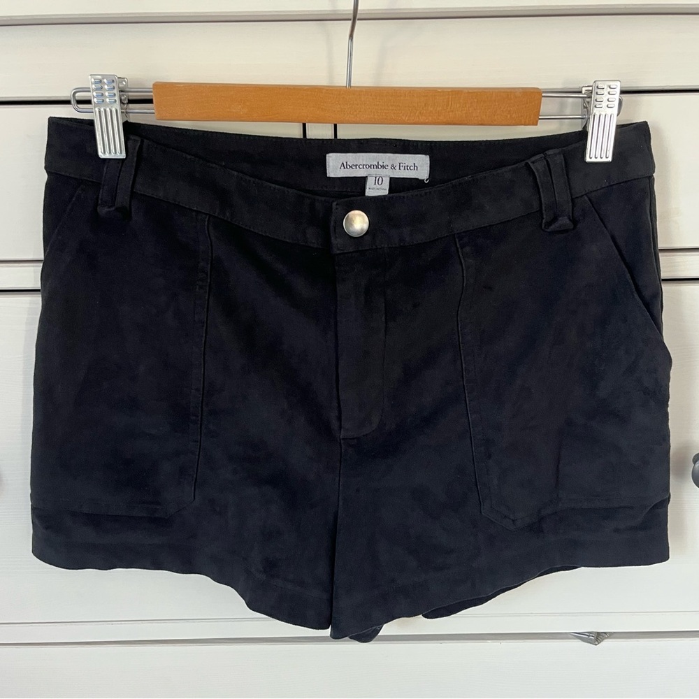 Abercrombie & Fitch Black Vegan Suede Shorts size 10